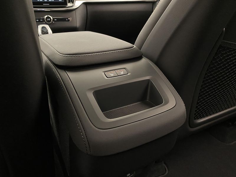 Volvo XC90 (2026) B5 AWD AUT BRIGHT PLUS 7míst - fotka 72 z 73