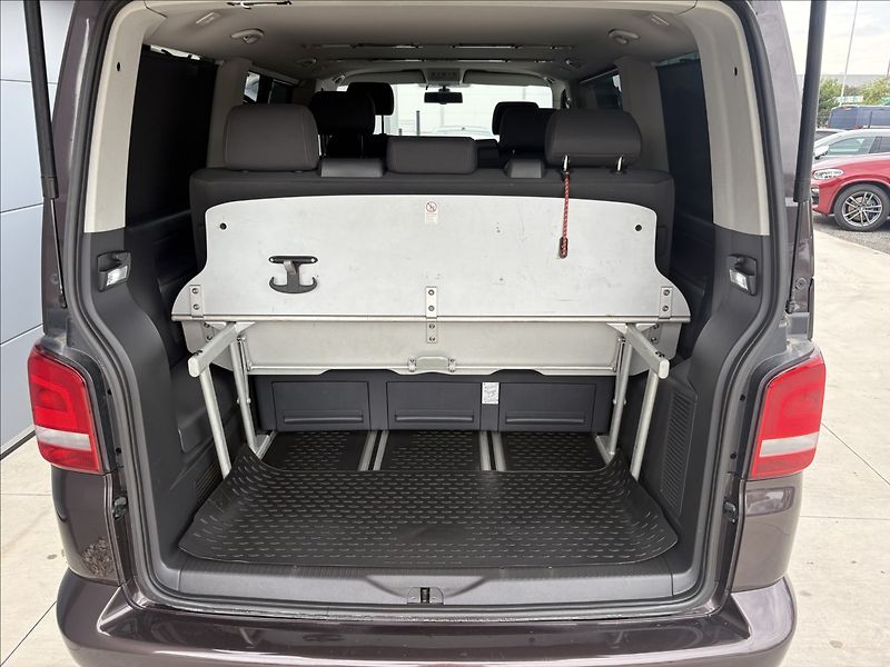 Volkswagen Multivan 2,0 103 kw servis TOP stav - fotka 19 z 28