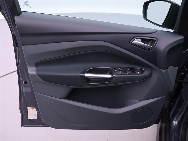Ford C-MAX 2,0 TDCi 120kW Titanium 1.Maj. - fotka 10 z 37