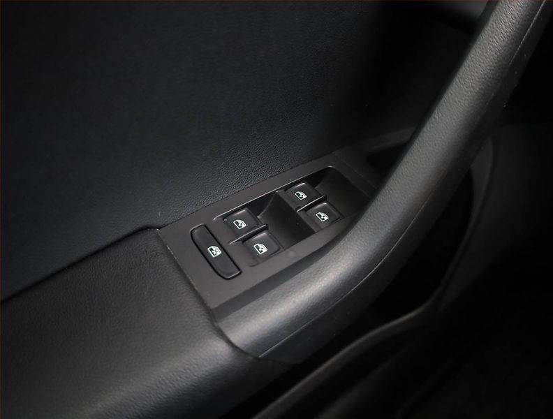 Škoda Octavia (2019) Scout 2.0 TDI, 4X4, Automat - fotka 17 z 20