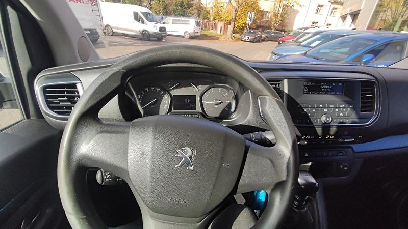 Peugeot Traveller (2017) Traveller 1.6 85kW - fotka 20 z 28