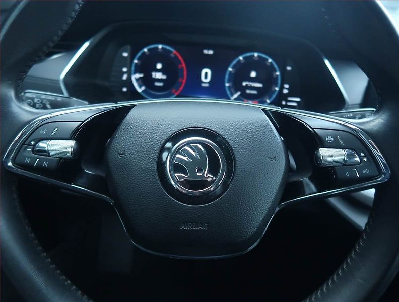 Škoda Octavia (2021) Ambition 2.0 TDI, Serv.kniha - fotka 17 z 17