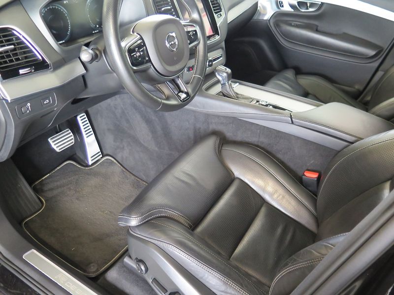 Volvo XC90 (2015) 2.0D5 RDesign,AWD,PoleStar,B&W - fotka 17 z 42