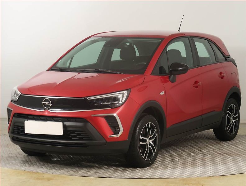 Opel Crossland X (2022) 1.2 Turbo, ČR,1.maj - fotka 2 z 17