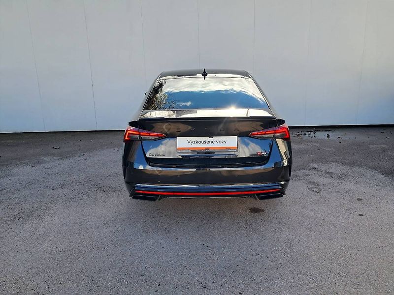 Škoda Octavia (2025) IV RS 2.0 TSI / 195 kW  DSG7 - fotka 32 z 32