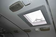 Střešní okno bude ještě doplněno ventilátorem.