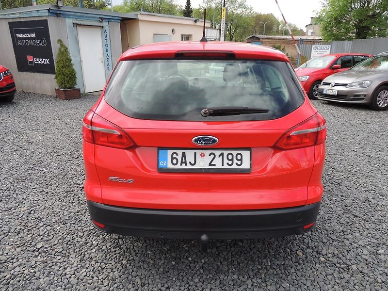 Ford Focus (2017) 1.5TDCi,70kw,výbava,ČR,1maj. - fotka 6 z 43
