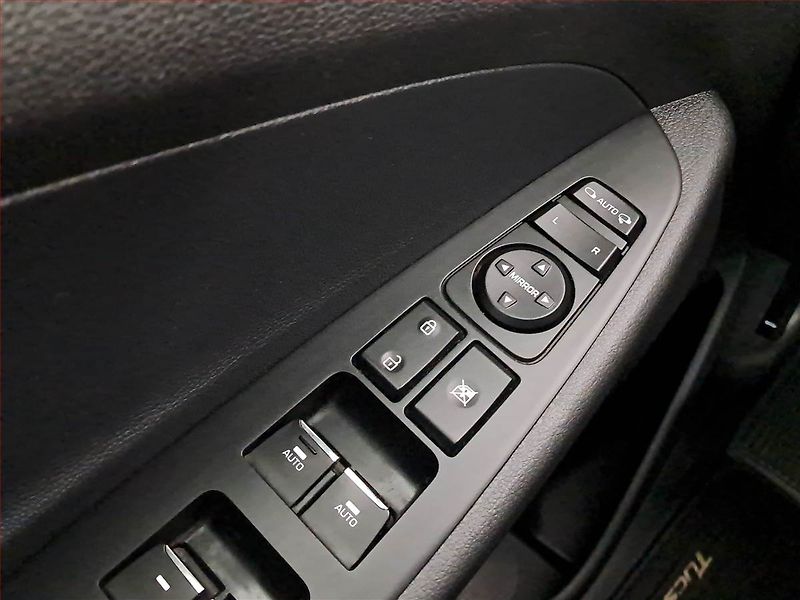 Hyundai Tucson (2019) 1.6 T-GDI, Tempomat - fotka 19 z 20