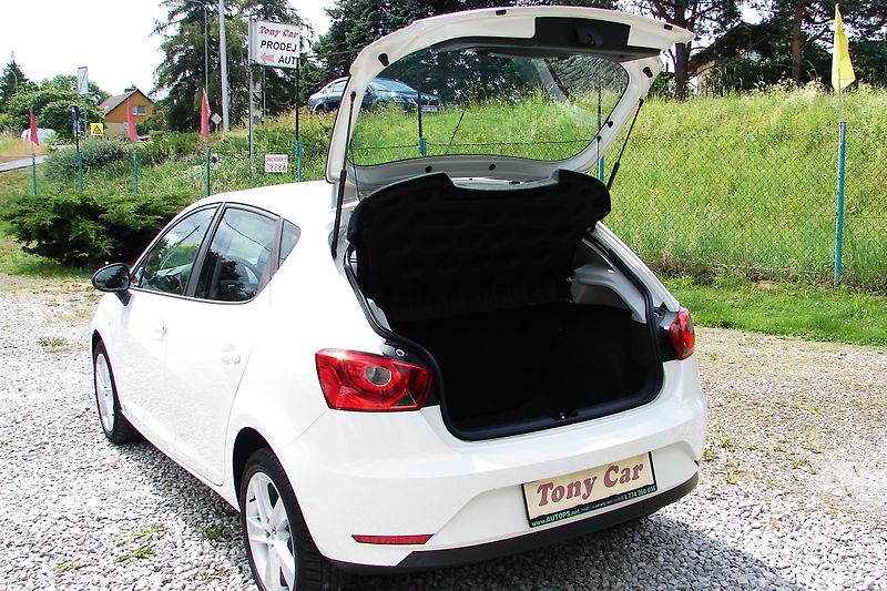 Seat Ibiza IV 1.4 TDi 75PS EcoMotive - fotka 27 z 32