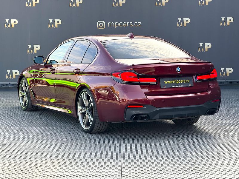 BMW Řada 5 (2021) M550i xDrive Laser, DPH, 1.Maj - fotka 7 z 59
