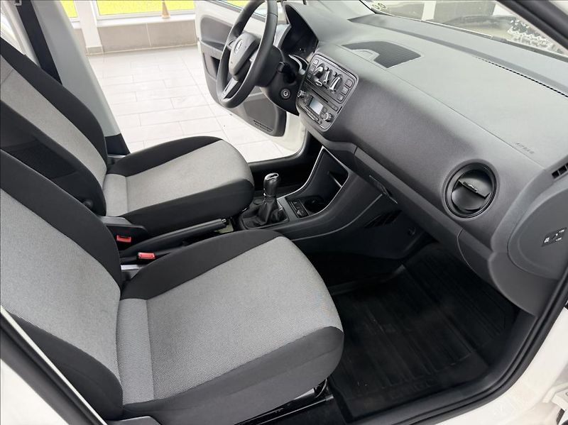 Škoda Citigo 1,0 MPi, klima, tažné zařízení - fotka 12 z 26