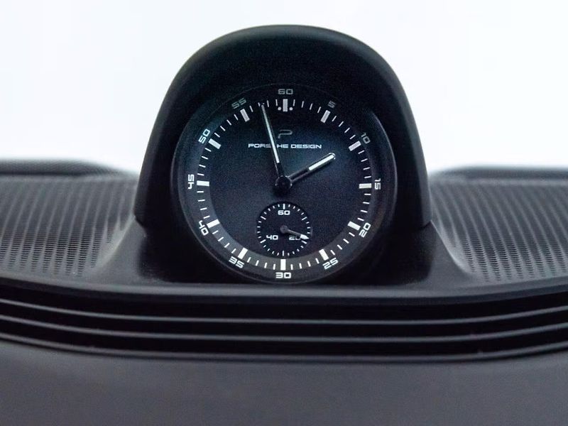 Porsche Taycan GTS Sport Turismo HuD 360 Inno - fotka 19 z 20