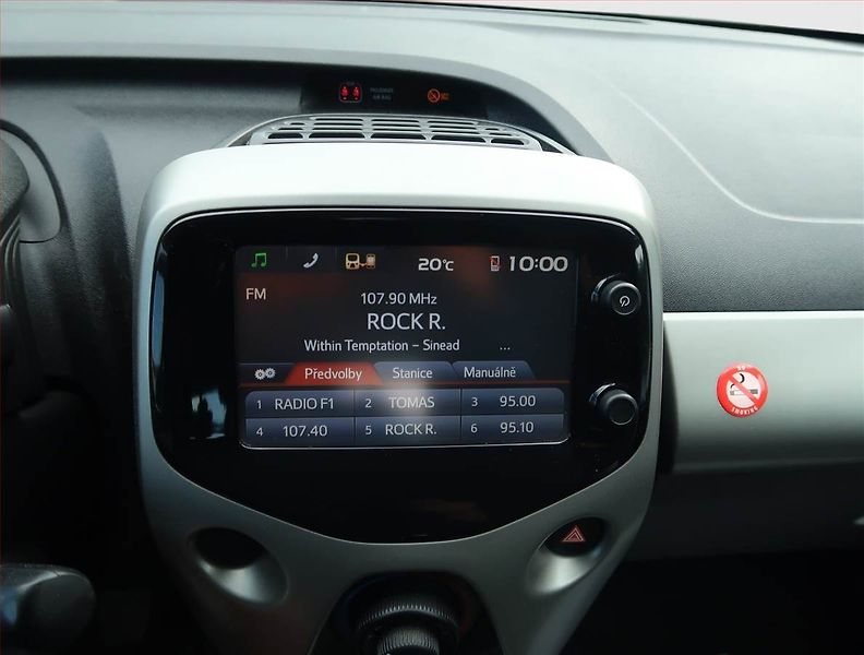 Toyota Aygo (2018) 1.0 VVT-i, Automat, Serv.kniha - fotka 17 z 17