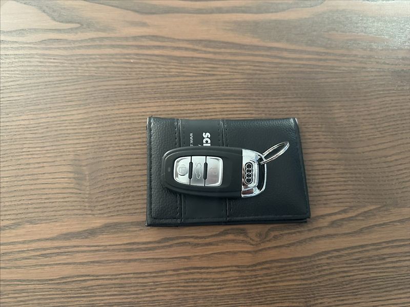 Audi A4 3,0 TDI 204PS  Ambiente A/T - fotka 50 z 53