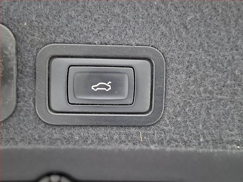 Audi A6 (2014) 3.0 TDI, 4X4, Automat, Navi - fotka 22 z 22