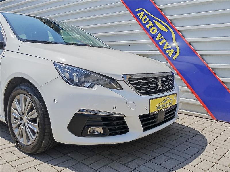 Peugeot 308 1,5 BlueHDi 96kw Allure,S&S,ČR - fotka 7 z 39