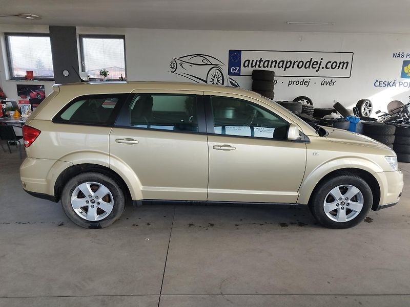 Fiat Freemont (2011) 2,0JTD,103KW,7MÍST,ALU,TAŽNÝ - fotka 4 z 32