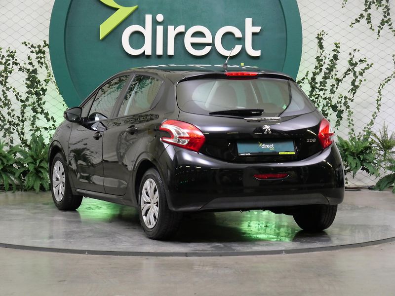 Peugeot 208 - fotka 7 z 23