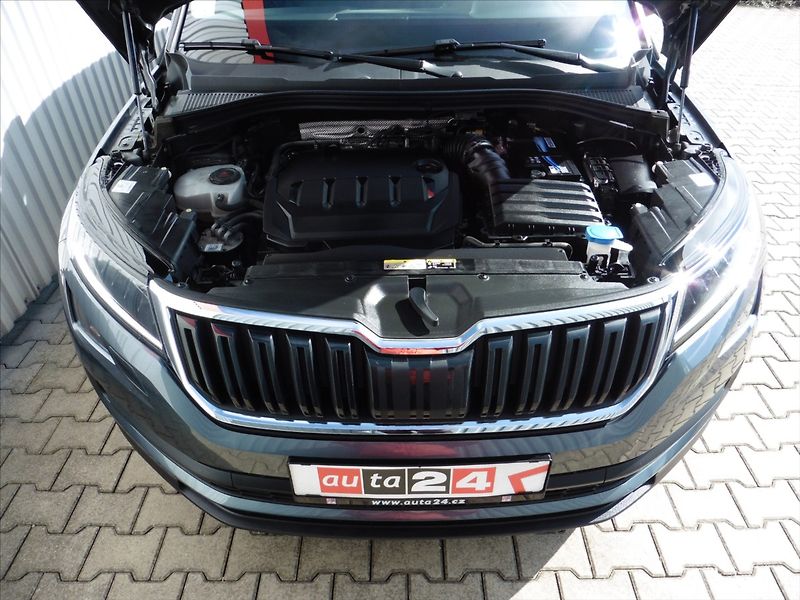 Škoda Kodiaq 2.0 TDi Style 4x4 DSG 7.míst!! - fotka 18 z 18