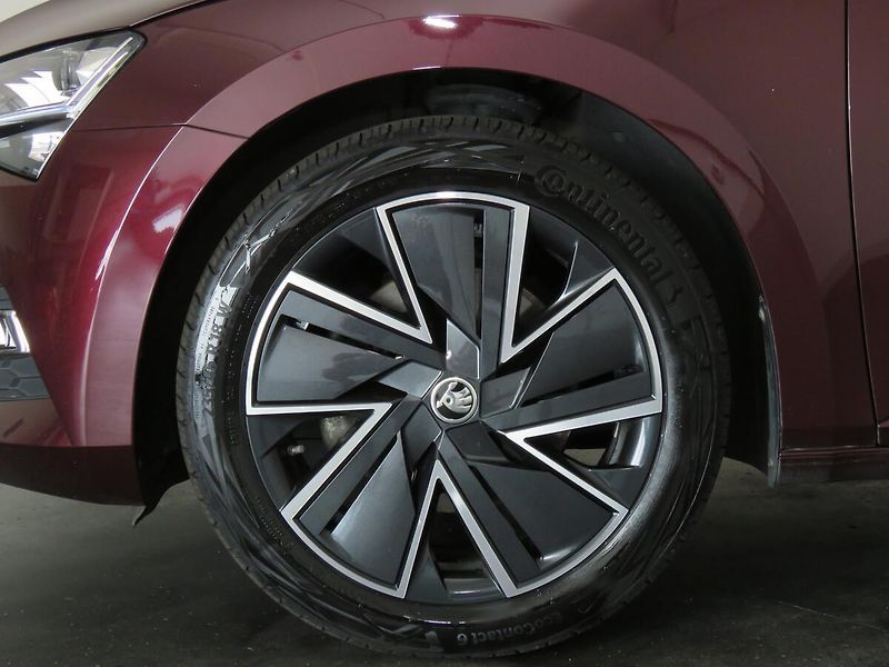 Škoda Superb - fotka 10 z 26