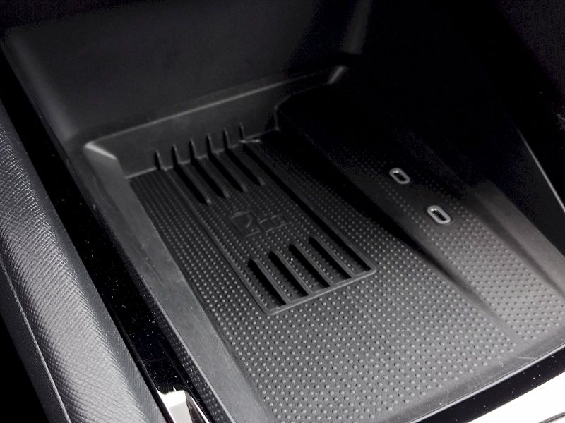 Škoda Octavia (2024) Top Selection 1,5 Tsi 110 Kw D - fotka 21 z 37
