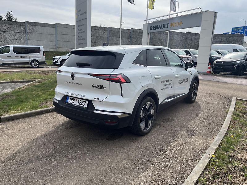 Renault Symbioz (2025) techno full hybrid E-Tech 160 - fotka 4 z 9