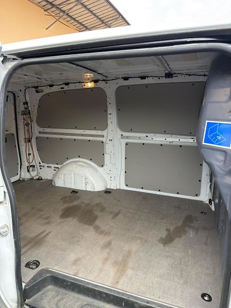 Mercedes-Benz Vito (2019) 114 CDI Long - fotka 14 z 19