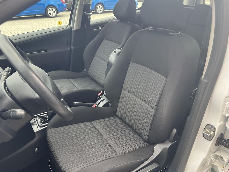 Peugeot 207 (2011) 1,4i 54kW SW - fotka 10 z 28