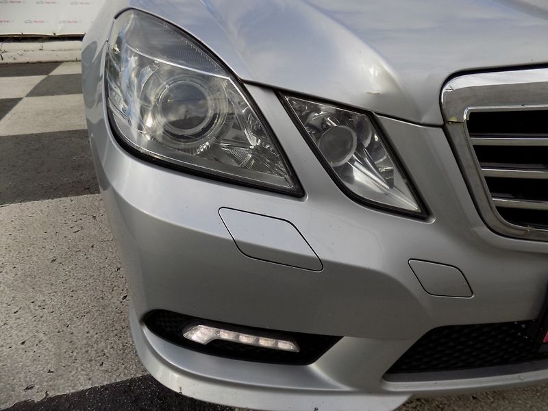 Mercedes-Benz Třídy E (2009) 220d/AMG-Line/AT/LED/bi-xenon/ - fotka 34 z 37