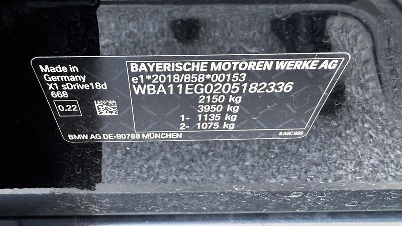 BMW X1 sDrive18d - fotka 14 z 15