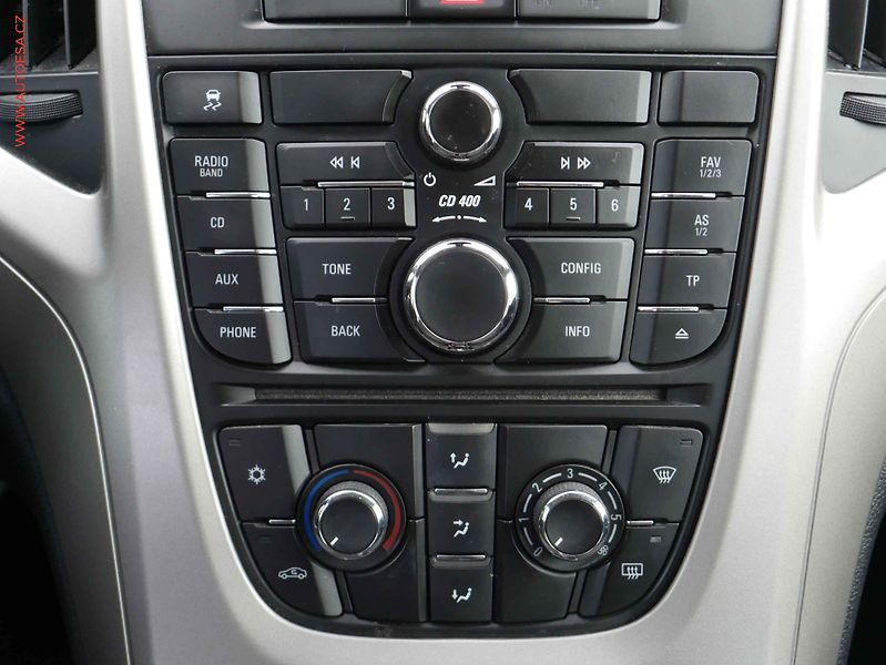 Opel Astra (2011) 1.7 CDTi, 1.maj, AC, temp - fotka 12 z 15