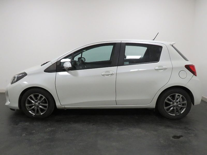 Toyota Yaris - fotka 3 z 23