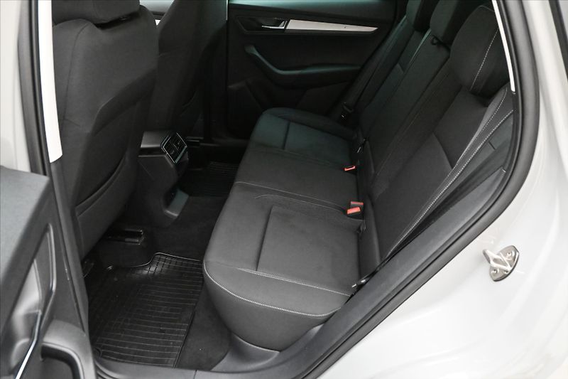 Škoda Karoq 2,0 TDI 85kW DSG VIRTUAL EL.KU - fotka 14 z 31