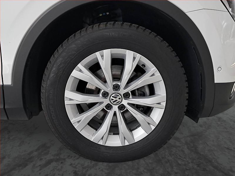Volkswagen Tiguan (2017) 2.0 TDI - fotka 15 z 18