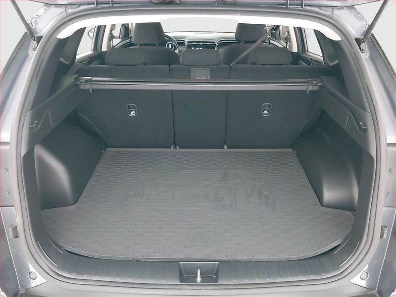 Hyundai Tucson (2022) 1.6 T-GDI 48V MHEV - fotka 14 z 20