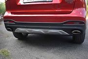 SUV charakter zdůrazňuje plast pod nárazníkem