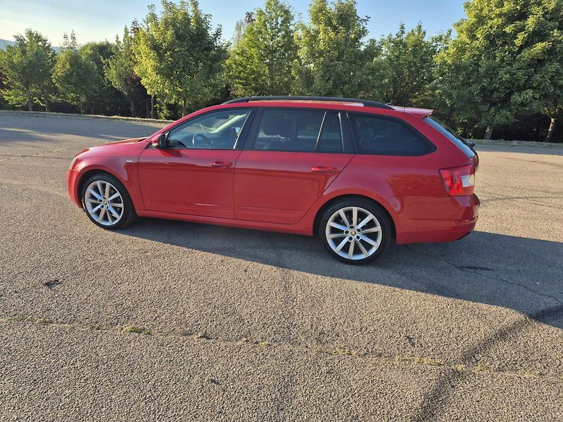 Škoda Octavia (2017) 2.0 TDI 110 kW DSG - fotka 2 z 35
