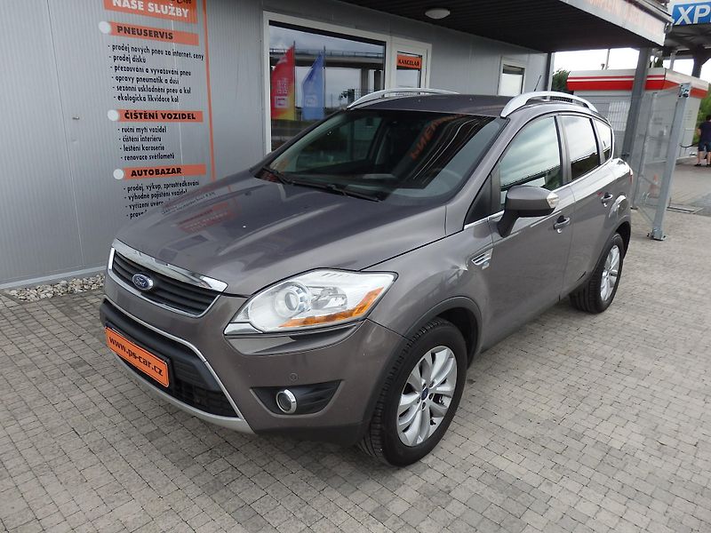 Ford Kuga 2.0 TDCi 4x4 ZÁLOHOVÁNO - fotka 2 z 17