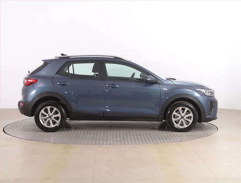 Kia Stonic (2024) 1.2 DPI, Serv.kniha, Navi - fotka 6 z 19