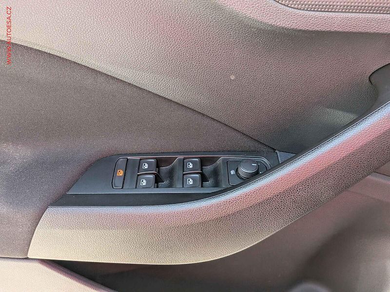 Škoda Kamiq (2021) 1.5 TSi, 1.maj,ČR, Ambition - fotka 12 z 17