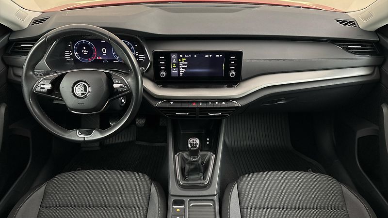 Škoda Octavia 1.5 TSI Ambition - fotka 8 z 25