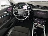 Audi e-tron (2019) 55 quattro, SoH 100% - náhled 11