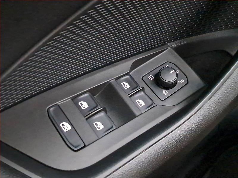 Škoda Octavia (2022) 1.5 TSI - fotka 16 z 19
