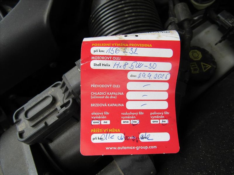 Audi A3 1,6 TDI 81kW Sportback Automat - fotka 30 z 31