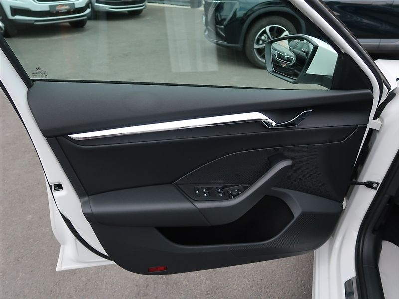 Škoda Octavia 2,0 TDi,1majČR,Style,S.kn.,DPH - fotka 20 z 27