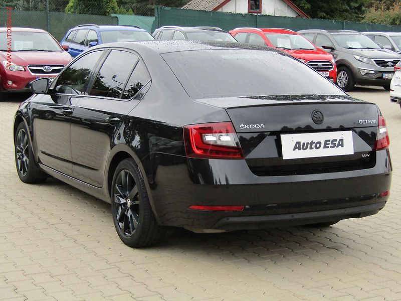Škoda Octavia (2017) 2.0TDi 4x4, ČR, LED, AC, temp - fotka 6 z 16