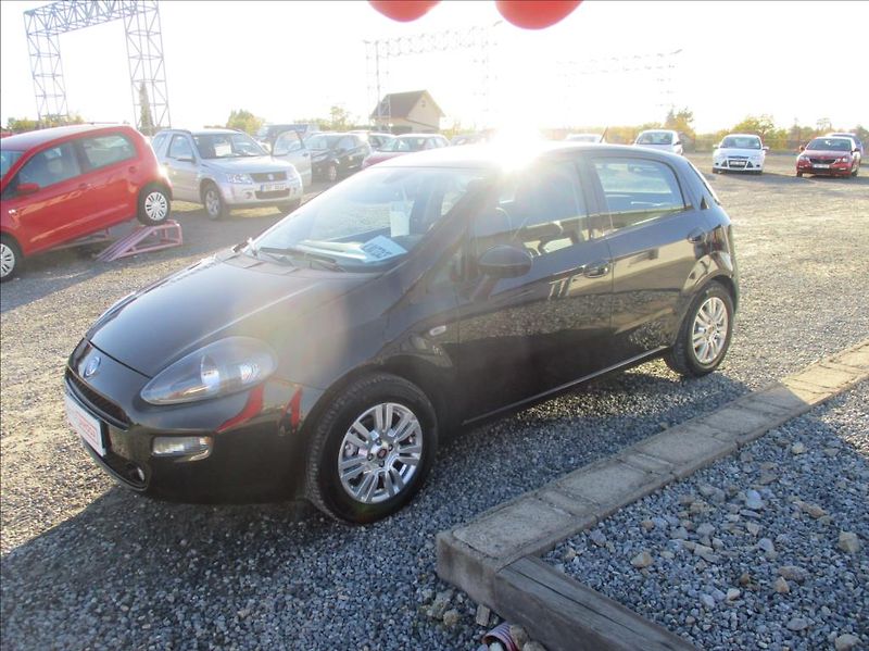 Fiat Punto 1,2 i, aut.klima,servis,1.maj, - fotka 3 z 33