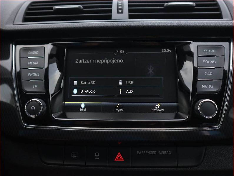 Škoda Fabia (2017) Monte Carlo 1.0 TSI, Navi - fotka 19 z 22