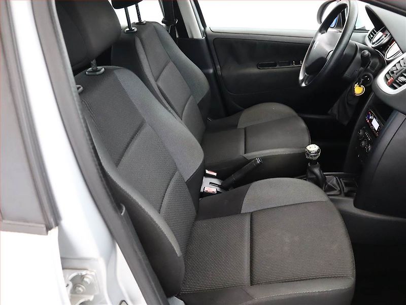 Peugeot 207 (2010) 1.4 HDI, nová STK, Klima - fotka 7 z 10