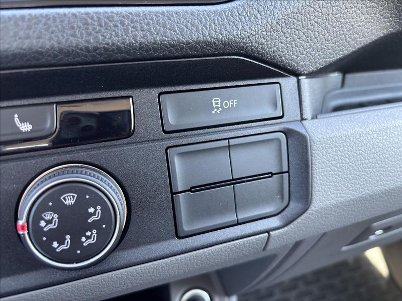 Volkswagen Crafter 2,0 TDI 130kW dlouhy rozvor L4 - fotka 30 z 35
